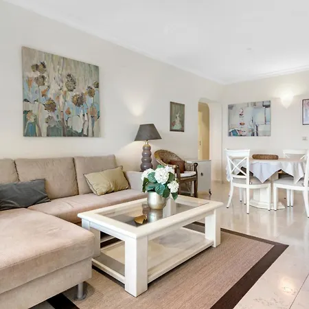 Gadea 11-6 Apartment