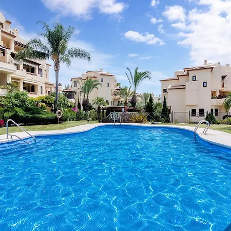 Gadea 11-6 Apartment *